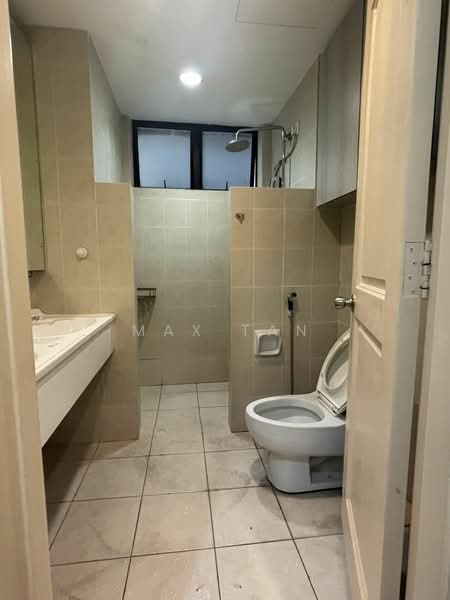 Kondominium untuk Disewa di Casa Tropicana - Max Tan - Bathroom - PropertyGuru.com.my