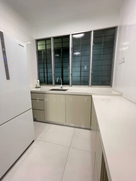 Kondominium untuk Dijual di N-Park Condominium - Ashley Tan - Kitchen - PropertyGuru.com.my