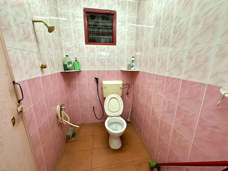 Taman Anika Baru untuk Untuk Disewa - RM 3,800 /bulan, Mac 2026 - Bathroom - PropertyGuru.com.my