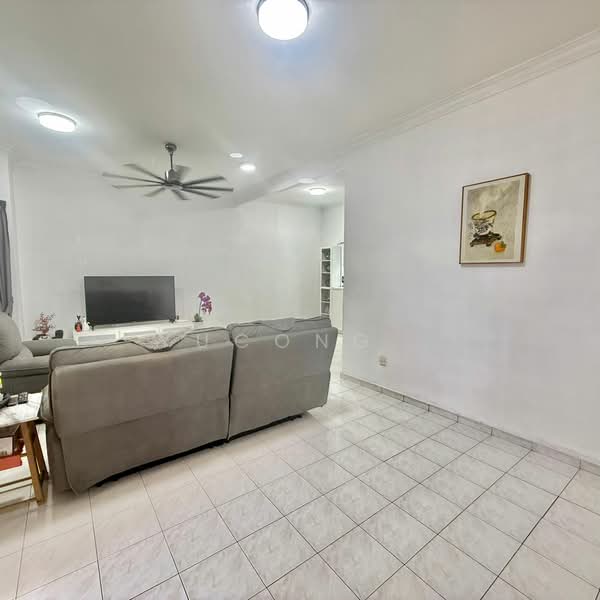 Mutiara Rini Mutiaras Rinis Mutiara Rinis untuk Untuk Dijual - RM 680,000, Mac 2026 - Living Room - PropertyGuru.com.my