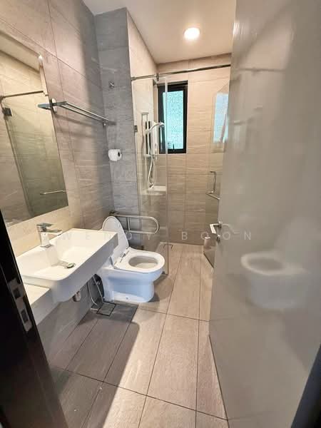 Gems Residences untuk Untuk Disewa - RM 4,000 /bulan, Mac 2026 - Bathroom - PropertyGuru.com.my