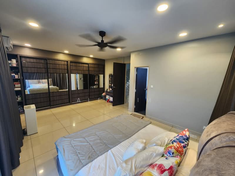 Cluster House for Sale in Skudai (Johor) - Alex Lim - Bedroom - PropertyGuru.com.my