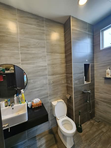 Cluster House for Sale in Skudai (Johor) - Alex Lim - Bathroom - PropertyGuru.com.my