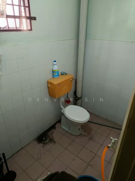2-storey Terraced House for Sale in Mahkota Cheras (Cheras) - Denver Sin - Bathroom - PropertyGuru.com.my