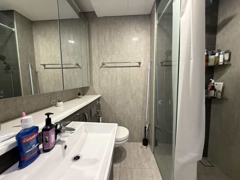 Service Residence for Sale at Cantara Residences - Cheah Wei Kit - Bathroom - PropertyGuru.com.my