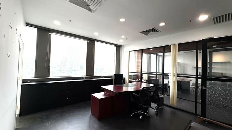 Office for Rent in KL Eco City (Kuala Lumpur) - Nisha . - Study - PropertyGuru.com.my