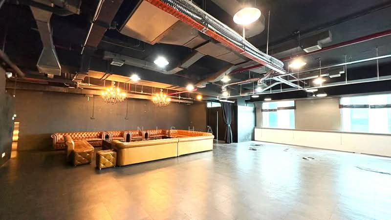 Office for Rent in KL Eco City (Kuala Lumpur) - Nisha . - Living Room - PropertyGuru.com.my