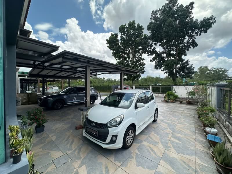 Cluster House for Sale in Taman Sutera Utama (Skudai) - Amber Ma - Exterior - PropertyGuru.com.my