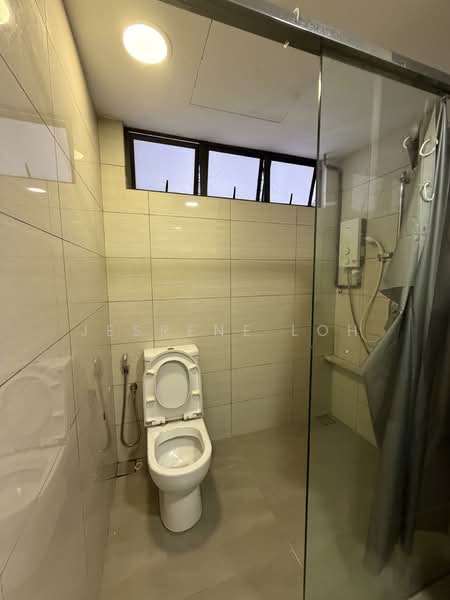 Condominium for Sale at The WaterEdge (Pinggiran Air) - Jesrene Loh - Bathroom - PropertyGuru.com.my