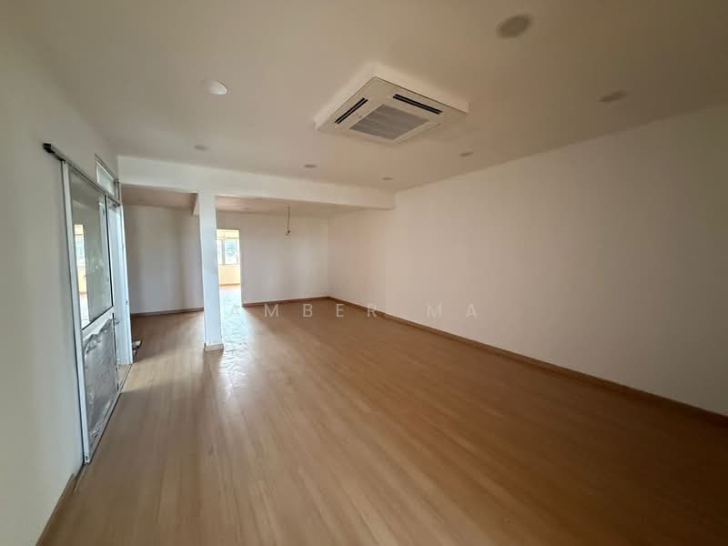 Shop / Office for Sale in Taman Perling (Perling) - Amber Ma - Interior - PropertyGuru.com.my