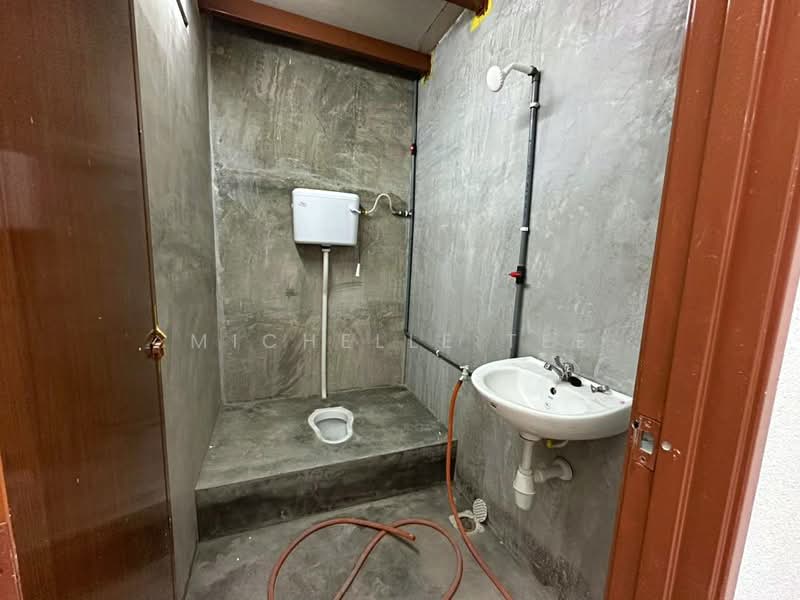 Semi-D Factory for Rent in Bandar Armada Putra (Klang) - Michelle Tee - Bathroom - PropertyGuru.com.my