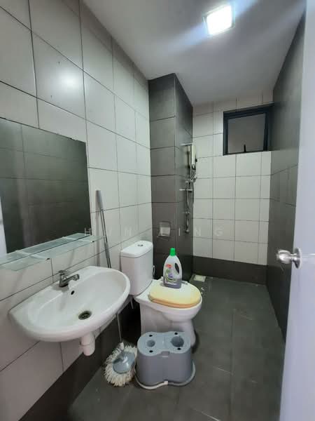 Casa Green untuk Untuk Disewa - RM 1,700 /bulan, Mac 2026 - Bathroom - PropertyGuru.com.my