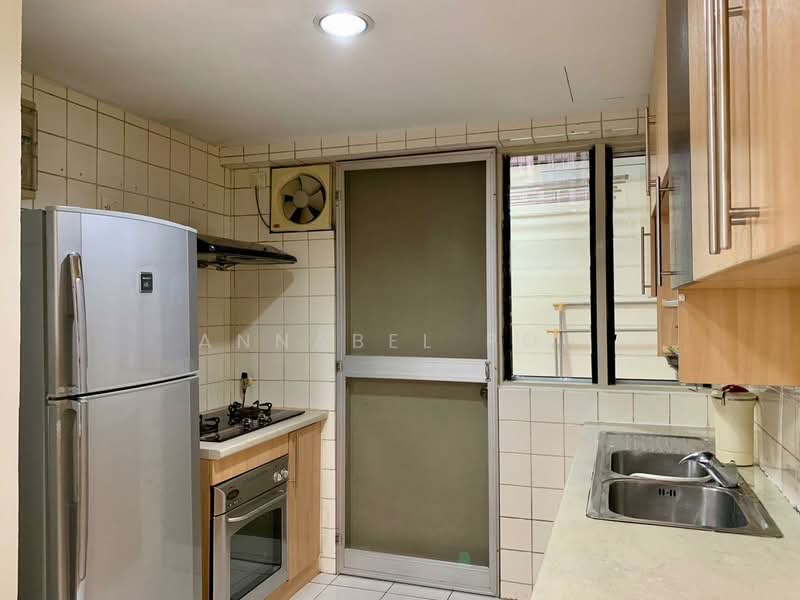 Mont Kiara Pines untuk Untuk Disewa - RM 3,300 /bulan, Mac 2026 - Kitchen - PropertyGuru.com.my