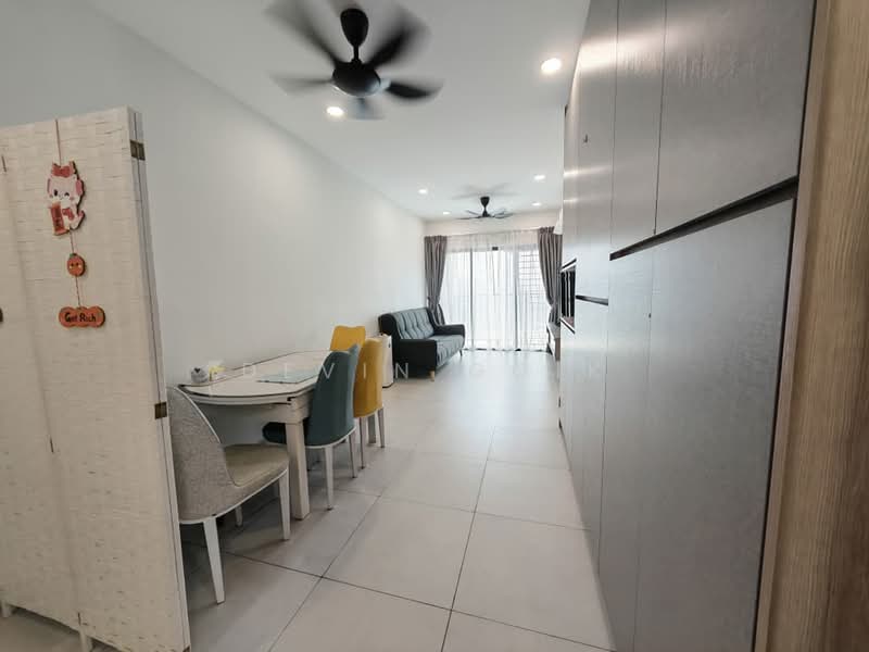 Service Residence for Rent at Majestic Maxim - Devin Goik - Living Room - PropertyGuru.com.my