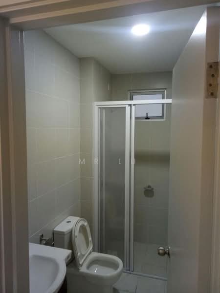 Meridin Bayvue Serviced Apartment untuk Untuk Disewa - RM 2,200 /bulan, Mac 2026 - Bathroom - PropertyGuru.com.my