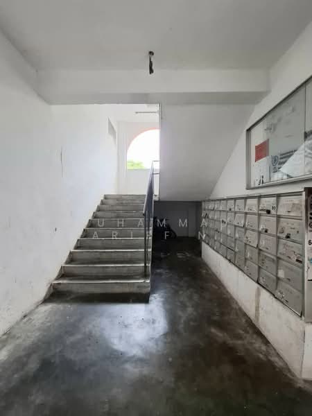 Taman Dahlia (Bandar Baru Salak Tinggi) untuk Untuk Dijual - RM 145,000, Mac 2026 - Entrance - PropertyGuru.com.my