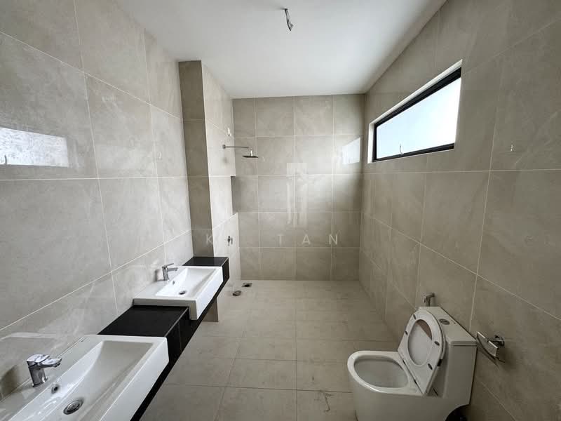 Cluster House for Sale in Austin Crest (Johor Bahru) - KT Tan - PropertyGuru.com.my