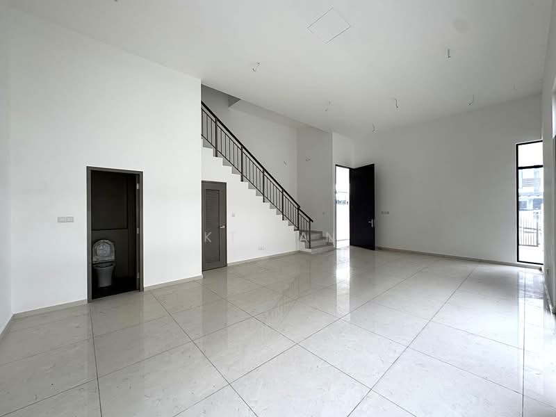 Rumah Kluster untuk Dijual di Austin Crest (Johor Bahru) - KT Tan - Living Room - PropertyGuru.com.my