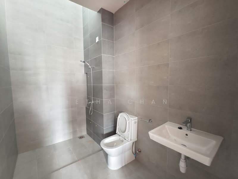 Sierra Hijauan untuk Untuk Dijual - RM 1,700,000, Mac 2026 - Bathroom - PropertyGuru.com.my