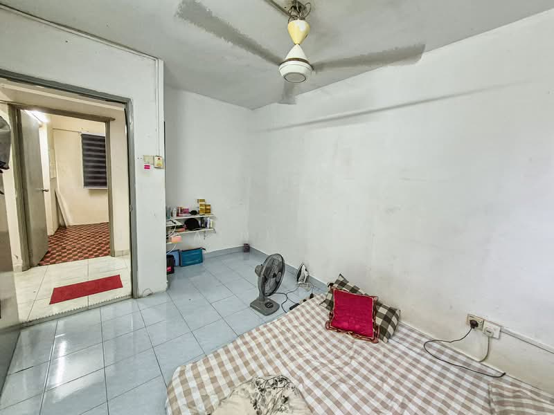 Pangsapuri Indah Mas untuk Untuk Dijual - RM 250,000, Mac 2026 - Bedroom - PropertyGuru.com.my