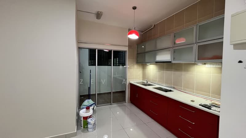 OUG Parklane untuk Untuk Disewa - RM 1,500 /bulan, Mac 2026 - Kitchen - PropertyGuru.com.my
