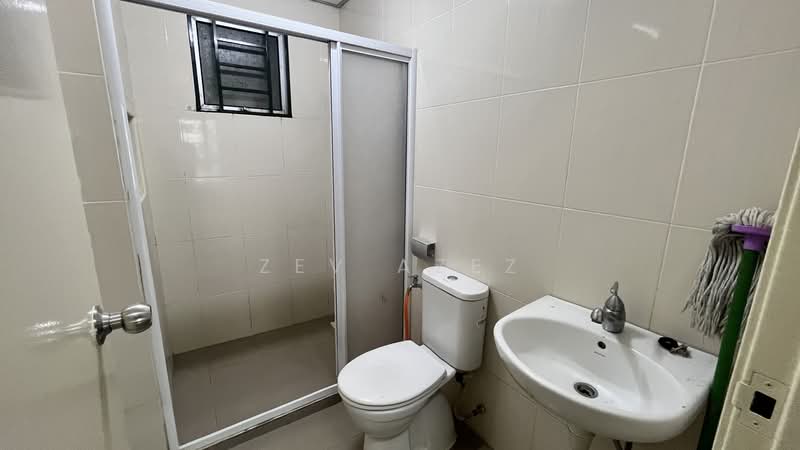 OUG Parklane untuk Untuk Disewa - RM 1,500 /bulan, Mac 2026 - Bathroom - PropertyGuru.com.my