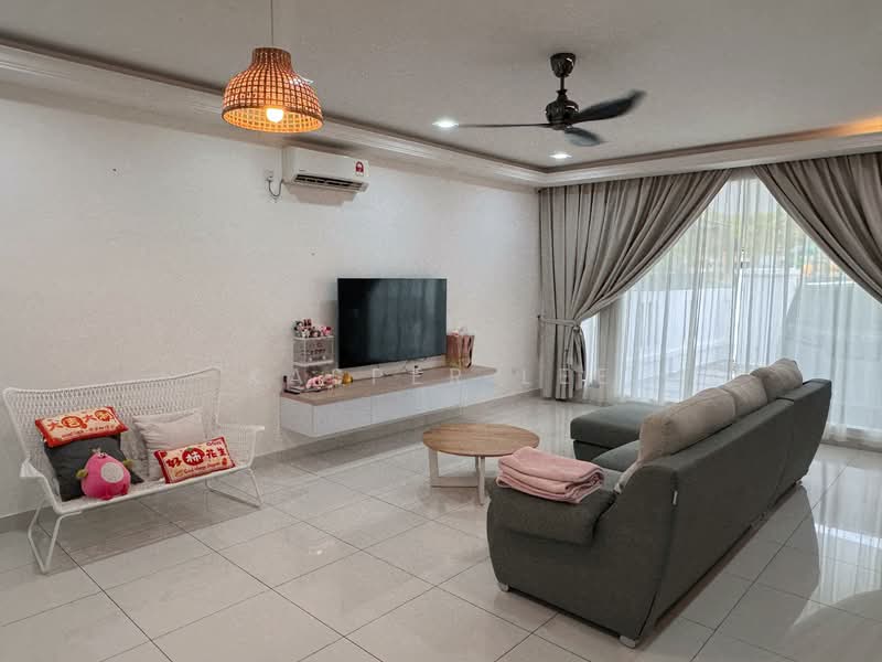 2-storey Terraced House for Sale in Johor Bahru (Johor) - Kasper Lee - Living Room - PropertyGuru.com.my