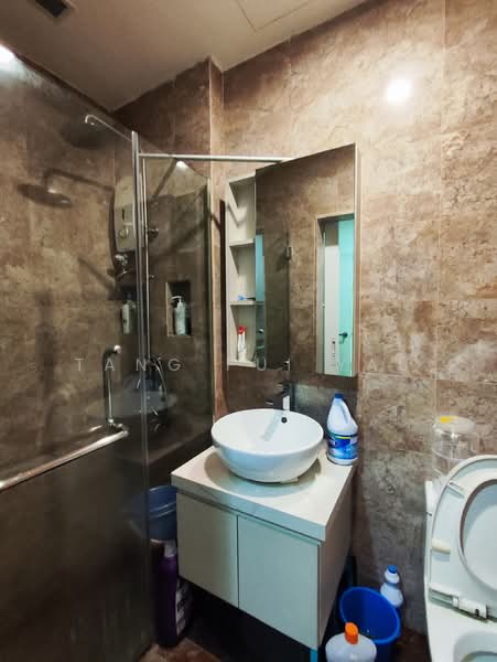 3-storey Terraced House for Sale in Taman Impian Indah (Bukit Jalil) - Lydia Tang - Bathroom - PropertyGuru.com.my