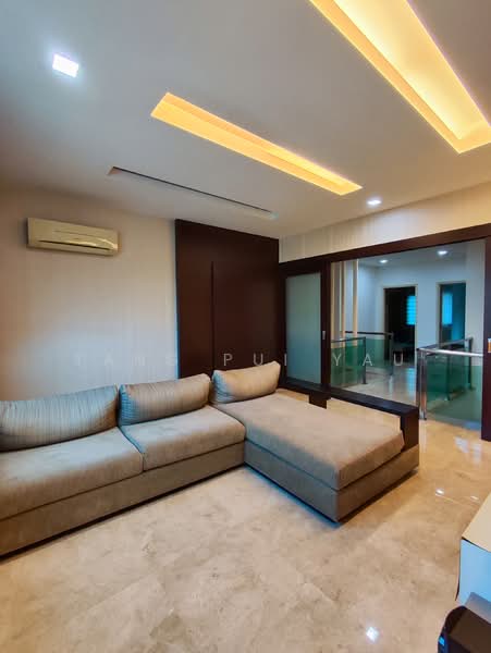 3-storey Terraced House for Sale in Taman Impian Indah (Bukit Jalil) - Lydia Tang - Living Room - PropertyGuru.com.my