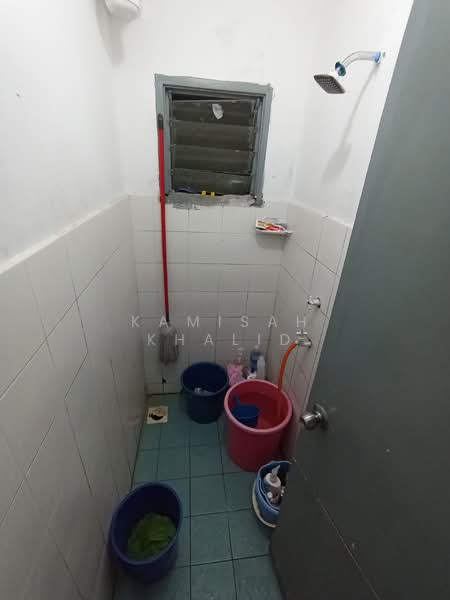 Flat for Sale at Flora Damansara Flat - Kamisah Khalid - Bathroom - PropertyGuru.com.my