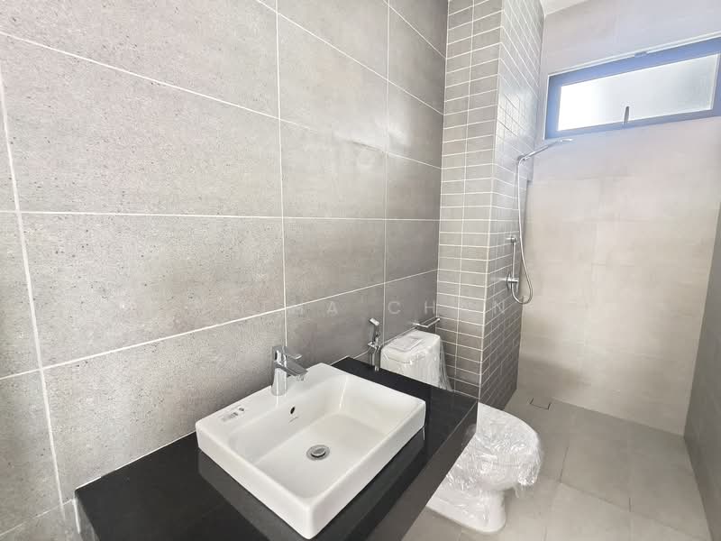 Semi-Detached House for Sale in Sierra Ukay (Ampang) - Hetha Chan - Bathroom - PropertyGuru.com.my