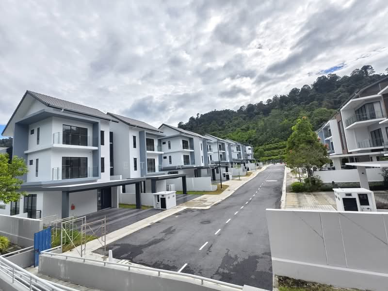 Semi-Detached House for Sale in Sierra Ukay (Ampang) - Hetha Chan - Exterior - PropertyGuru.com.my