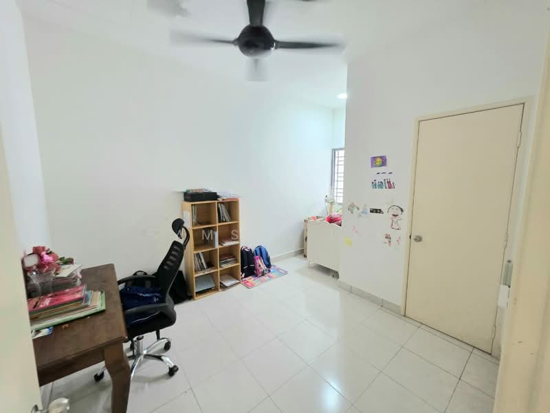 2-storey Terraced House for Sale in M Residence 2 (Rawang) - Samson Lee - Bedroom - PropertyGuru.com.my