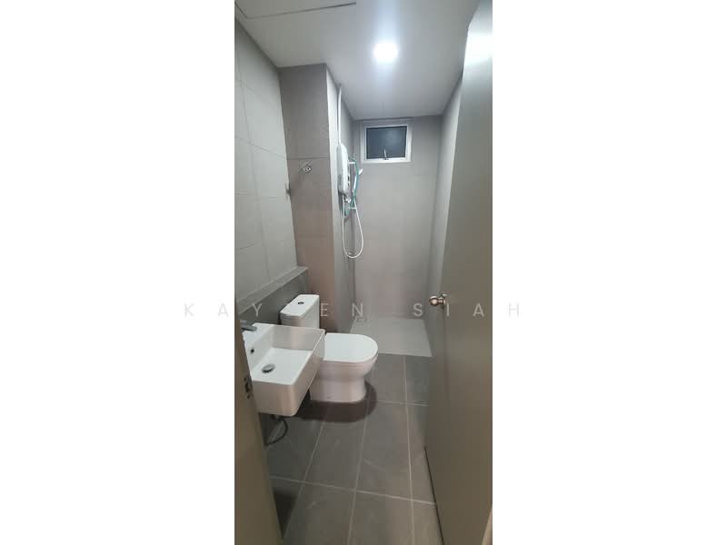 Kondominium untuk Disewa di Lakefront Residence - Kayden Siah - Bathroom - PropertyGuru.com.my