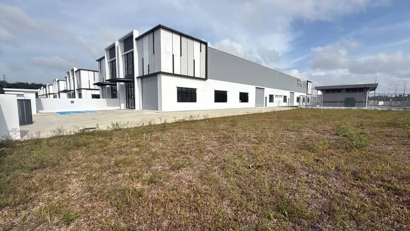 Factory for Rent in Taman Perniagaan Setia (Johor Bahru) - Angel Lee - Exterior - PropertyGuru.com.my