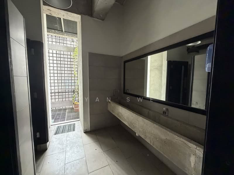 Office for Rent in Petaling Jaya (Selangor) - Ryan Swe - Bathroom - PropertyGuru.com.my