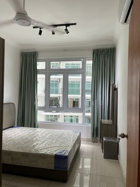 Pangsapuri Tanah Emas (Golden Sands) untuk Untuk Disewa - RM 1,750 /bulan, Mac 2026 - Bedroom - PropertyGuru.com.my