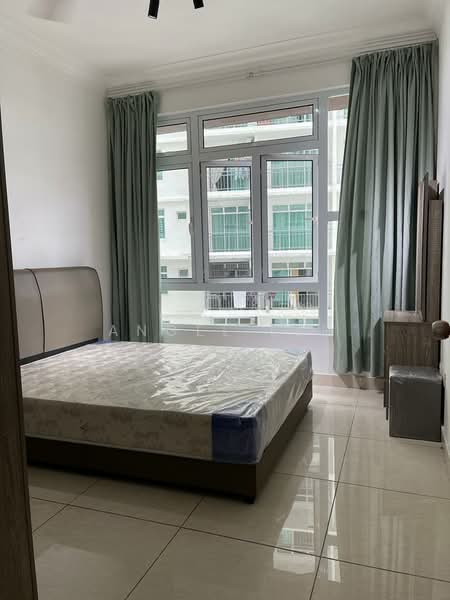 Pangsapuri Tanah Emas (Golden Sands) untuk Untuk Disewa - RM 1,750 /bulan, Mac 2026 - Bedroom - PropertyGuru.com.my