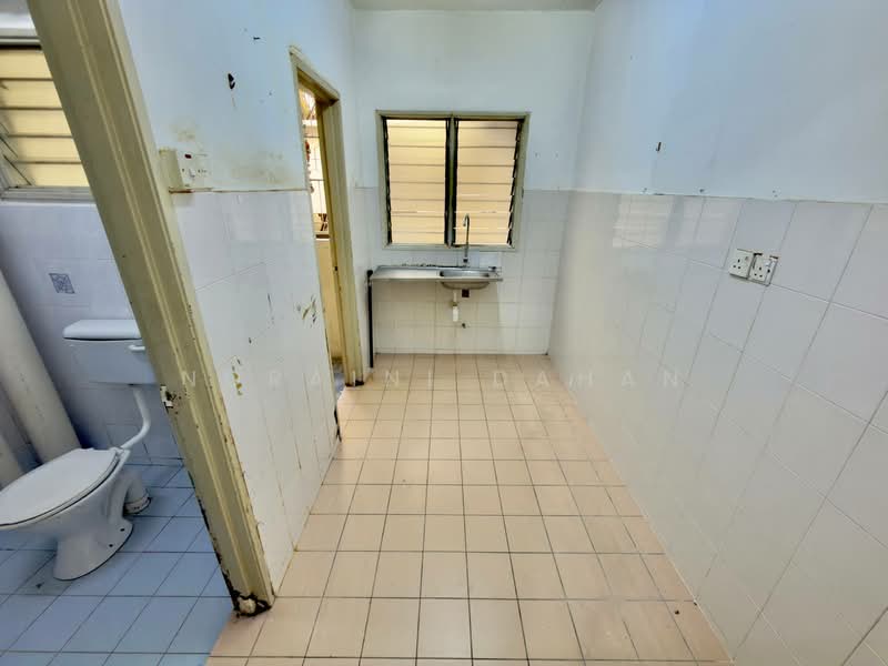 Apartment for Sale at Semarak Apartment - Noraini Dahan - Bathroom - PropertyGuru.com.my