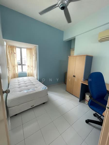 University Place (Plaza Ivory) untuk Untuk Disewa - RM 2,200 /bulan, Mac 2026 - Bedroom - PropertyGuru.com.my