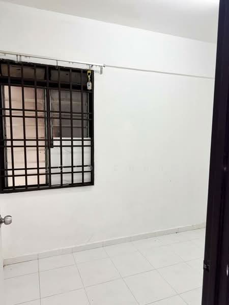 Flat for Rent at Flat Bukit Indah - Jojo Chung - Interior - PropertyGuru.com.my