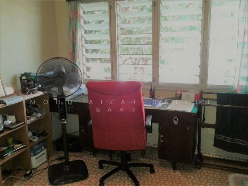 Seksyen 17 untuk Untuk Dijual - RM 2,600,000, Mac 2026 - Study - PropertyGuru.com.my