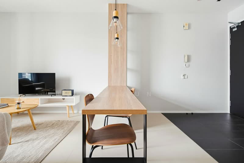 Condominium for Rent at Arcoris SOHO - Blueground . - Living Room - PropertyGuru.com.my