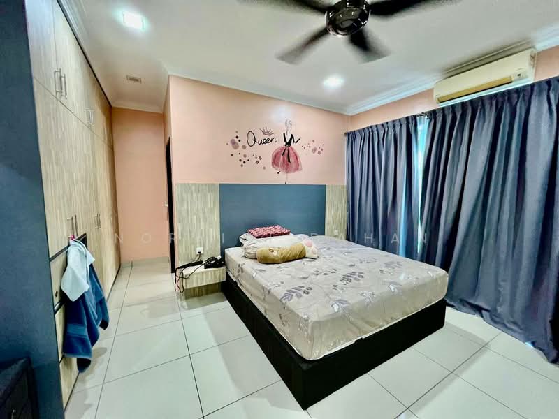 Condominium for Sale at Oasis 1 - Noraini Dahan - Bedroom - PropertyGuru.com.my