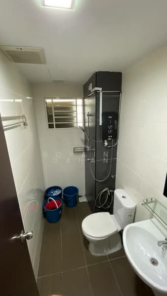 Condominium for Sale at Oasis 1 - Noraini Dahan - Bathroom - PropertyGuru.com.my