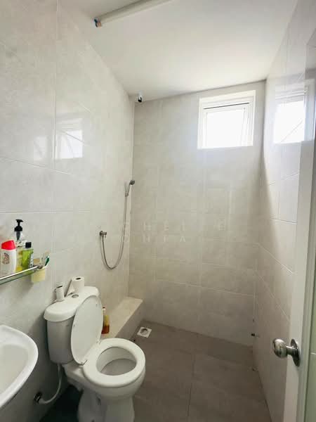 Taman Seri Berapit untuk Untuk Dijual - RM 750,000, Mac 2026 - Bathroom - PropertyGuru.com.my