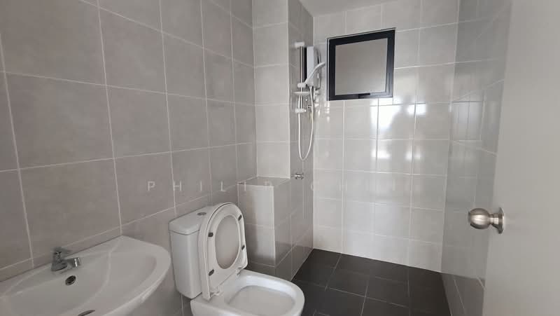 Service Residence for Sale at Huni @ Eco Ardence - Philip Chin - Bathroom - PropertyGuru.com.my