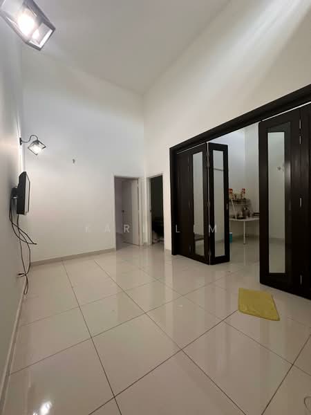 Jalan Utama , Taman Mutiara Rini untuk Untuk Disewa - RM 3,500 /bulan, Mac 2026 - Living Room - PropertyGuru.com.my