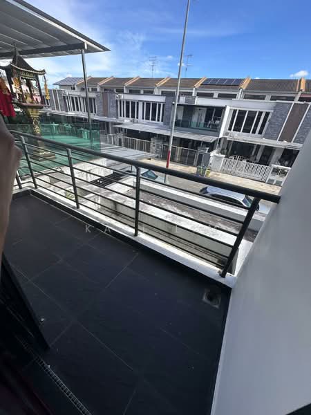 Jalan Utama , Taman Mutiara Rini untuk Untuk Disewa - RM 3,500 /bulan, Mac 2026 - Balcony - PropertyGuru.com.my