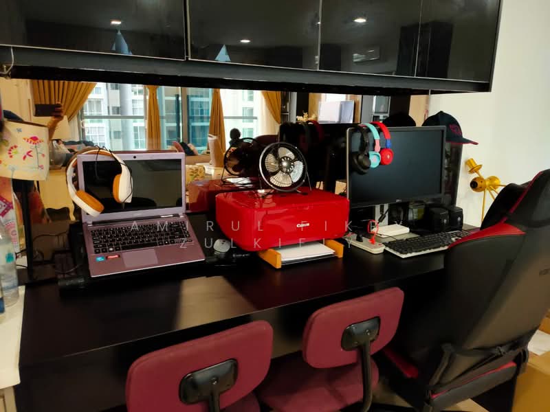 Condominium for Rent at Lakefront Residence - Amirul Fikry Zulkifly - Study - PropertyGuru.com.my